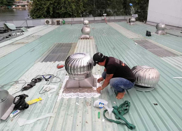 Thi công lắp đặt quả cầu thông gió